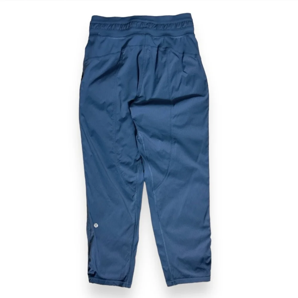 LULULEMON Dance Studio Mid-Rise Cropped Pants